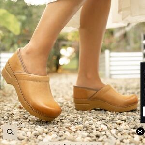 Professional Dansko Clogs